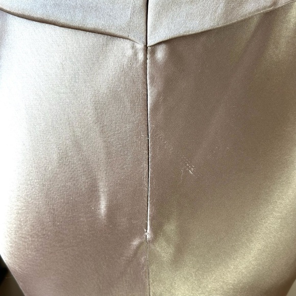 Jenny Yoo Serena Gold Satin Off Shoulder Gown Maxi Dress Bridesmaid Cowl Neck 8 - Picture 14 of 16